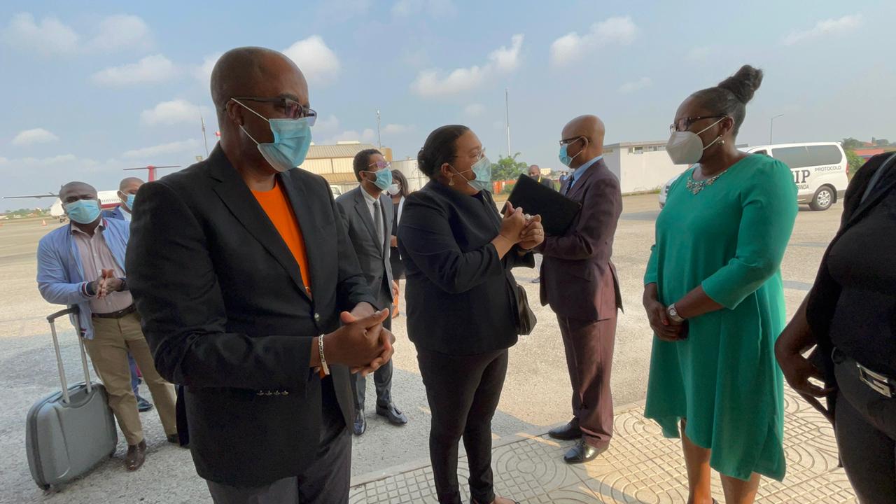 Ministra Teresa Dias “leva” PAPE à Cabinda